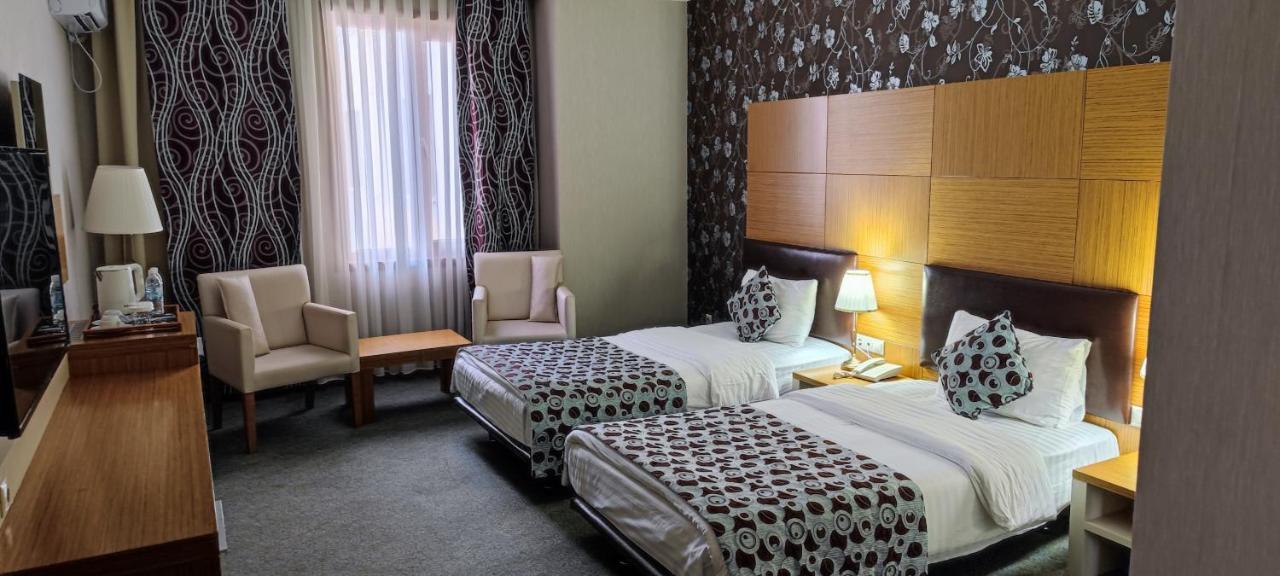 Grand Nur Plaza Hotel Aktau  Luaran gambar