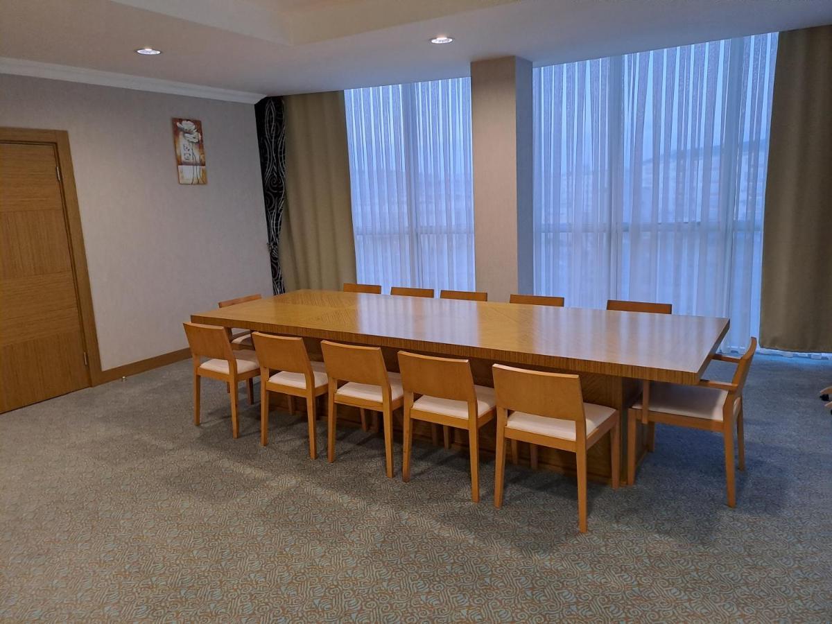 Grand Nur Plaza Hotel Aktau  Luaran gambar