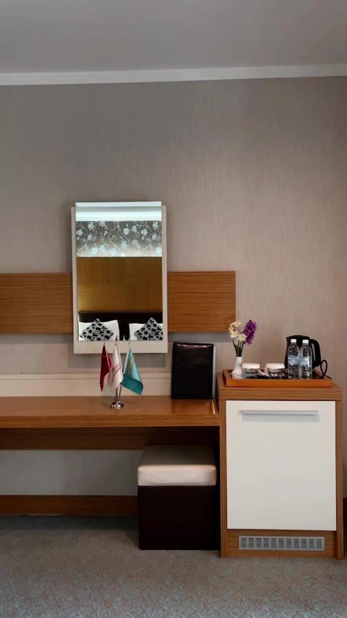 Grand Nur Plaza Hotel Aktau  Luaran gambar