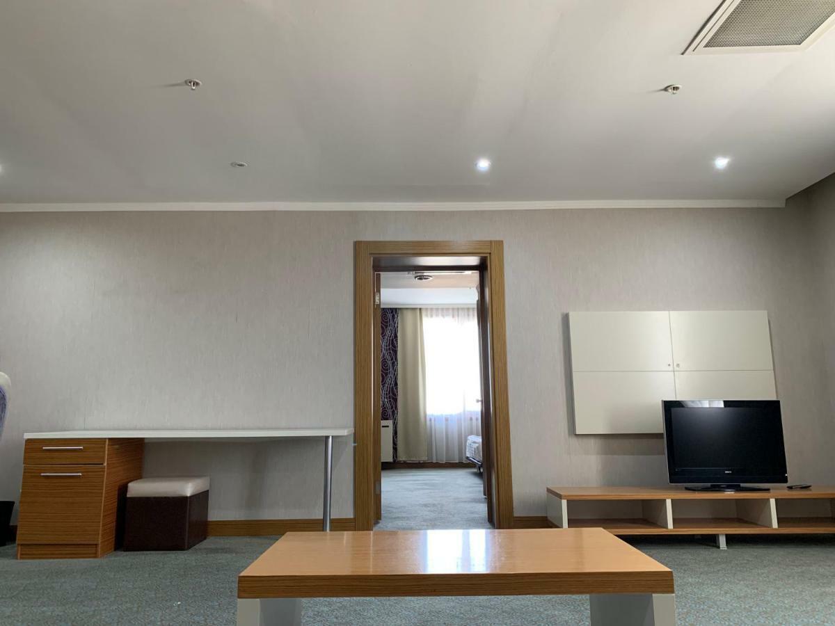 Grand Nur Plaza Hotel Aktau  Luaran gambar