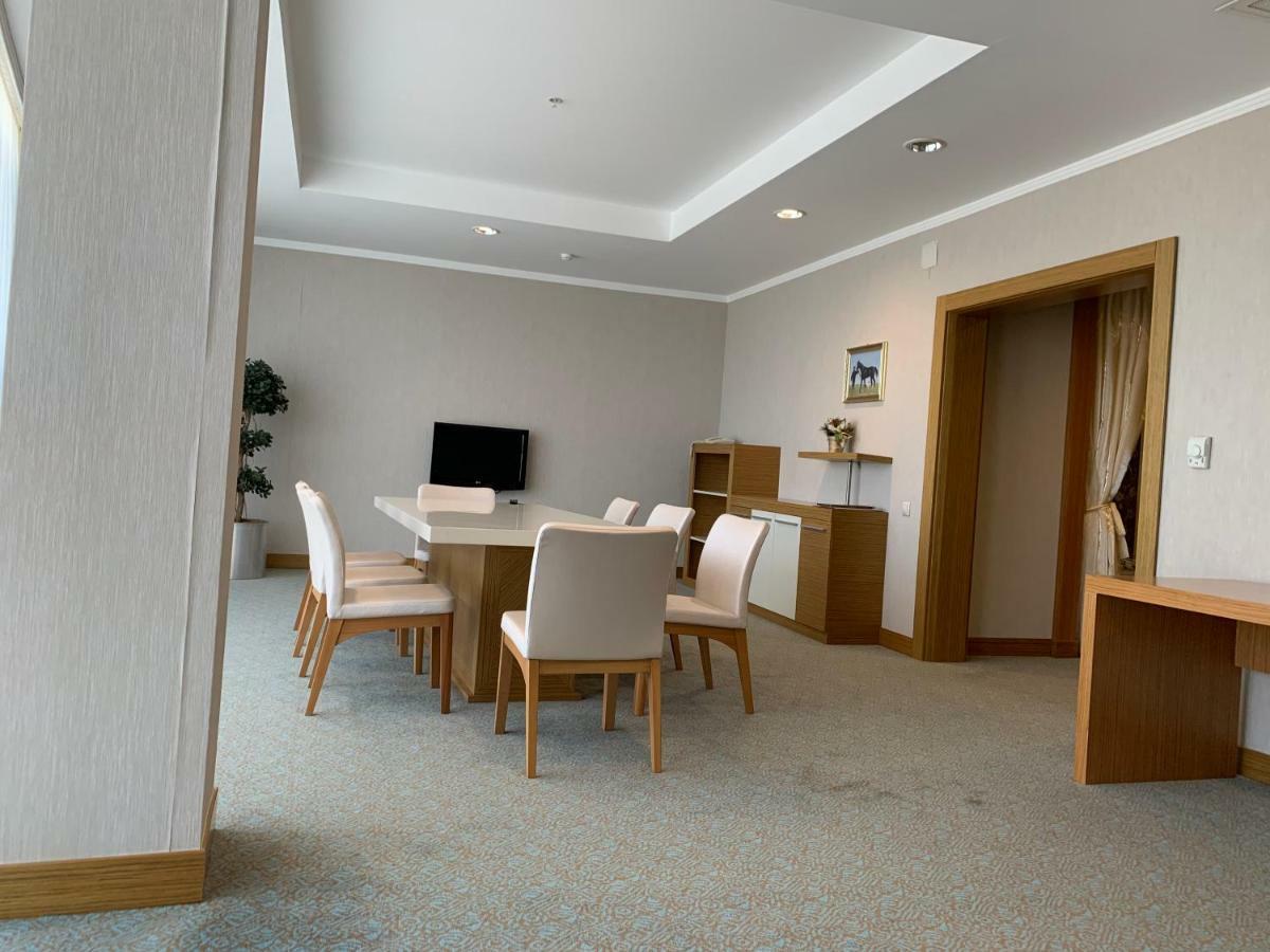 Grand Nur Plaza Hotel Aktau  Luaran gambar