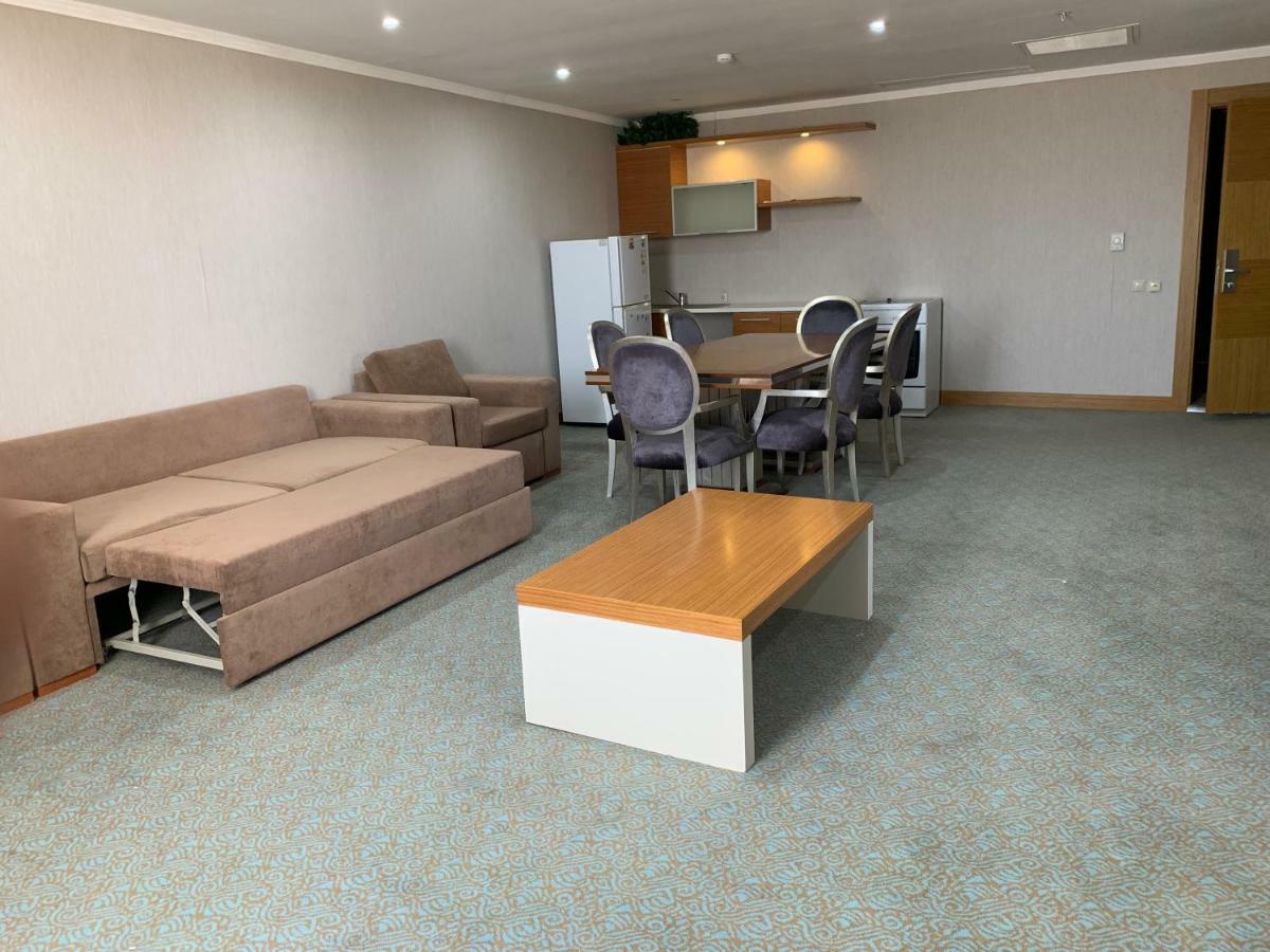Grand Nur Plaza Hotel Aktau  Luaran gambar