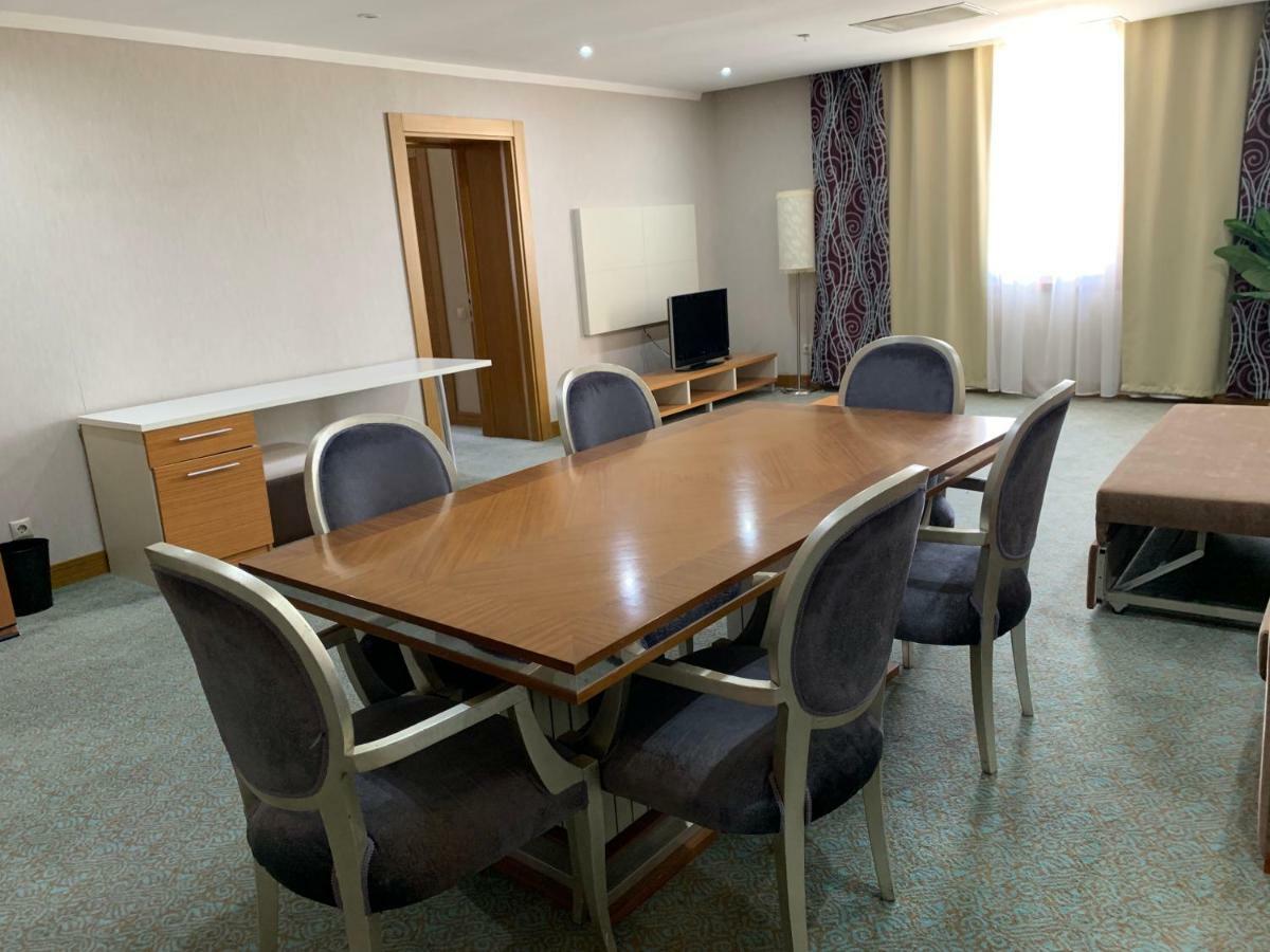 Grand Nur Plaza Hotel Aktau  Luaran gambar